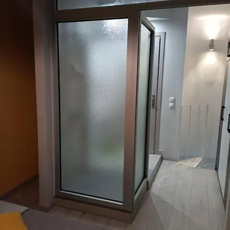 Veraman House Apartment